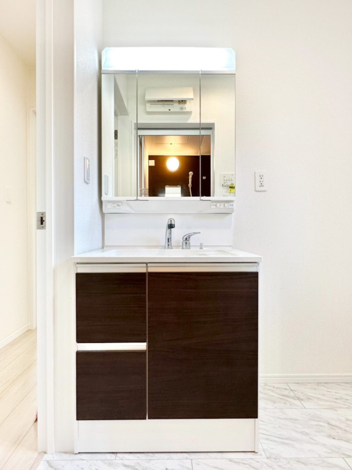 ʑEʏ [͂Ƌ@\ɗDꂽʉϑ