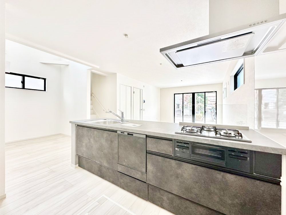 �L�b�`�� �L�X�Ƃ����g������̗ǂ��L�b�`���œ��X�̂��������y�����Ȃ肻��