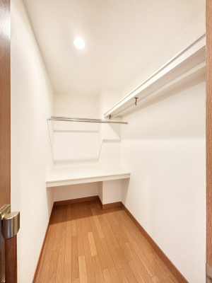 ���̑� �E�H�[�N�C���N���[�[�b�g�t���Ő�����Ԃ��L�����p�ł��܂��B