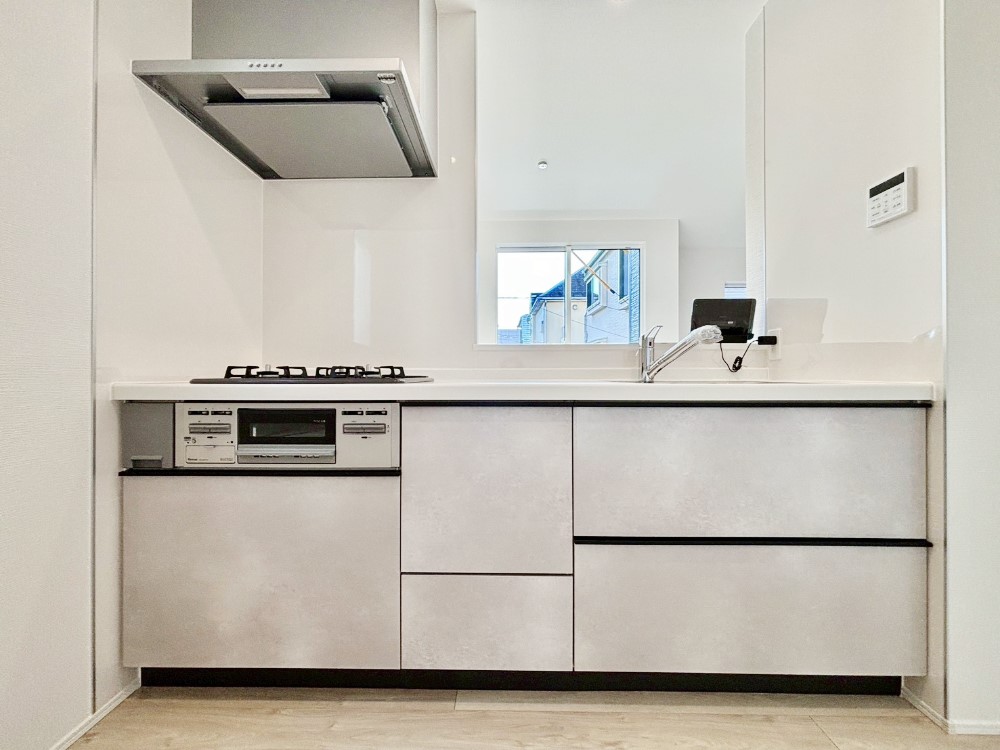 �L�b�`�� �������������I�ɁA�y�����I�V�X�e���L�b�`��  �@