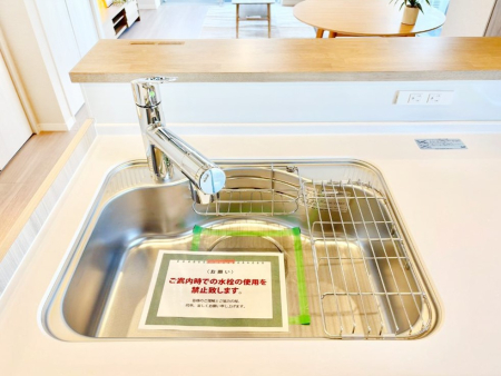 ̑ LXƂVNł₨M􂢂NNKɁI