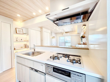 Lb` ȂłƑƂ̉by߂ΖʃLb`