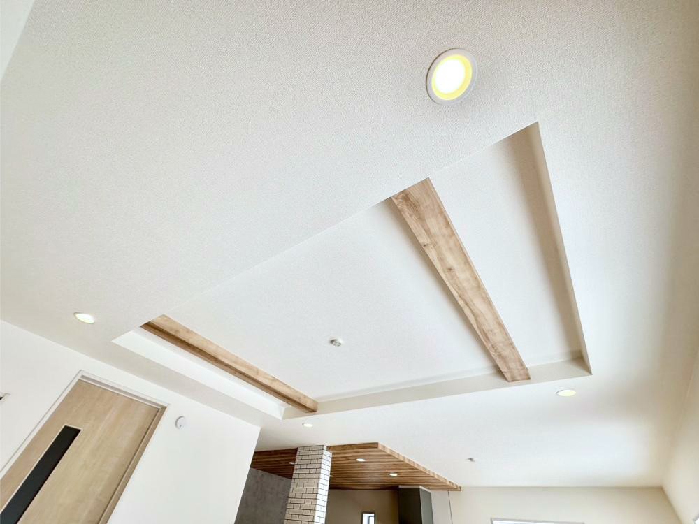 ���̑����� �܂�グ�V��ŊJ�������v���X�I������肭�낰���Ԃł��B