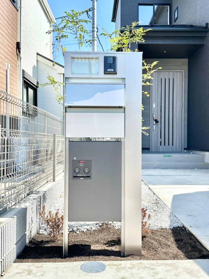 ���̑� �\�D�E�C���^�[�z���E�|�X�g�E��z�a�n�w���ЂƂɏW��B�G���g�����X�ɂȂ��ރV���v���f�U�C���B