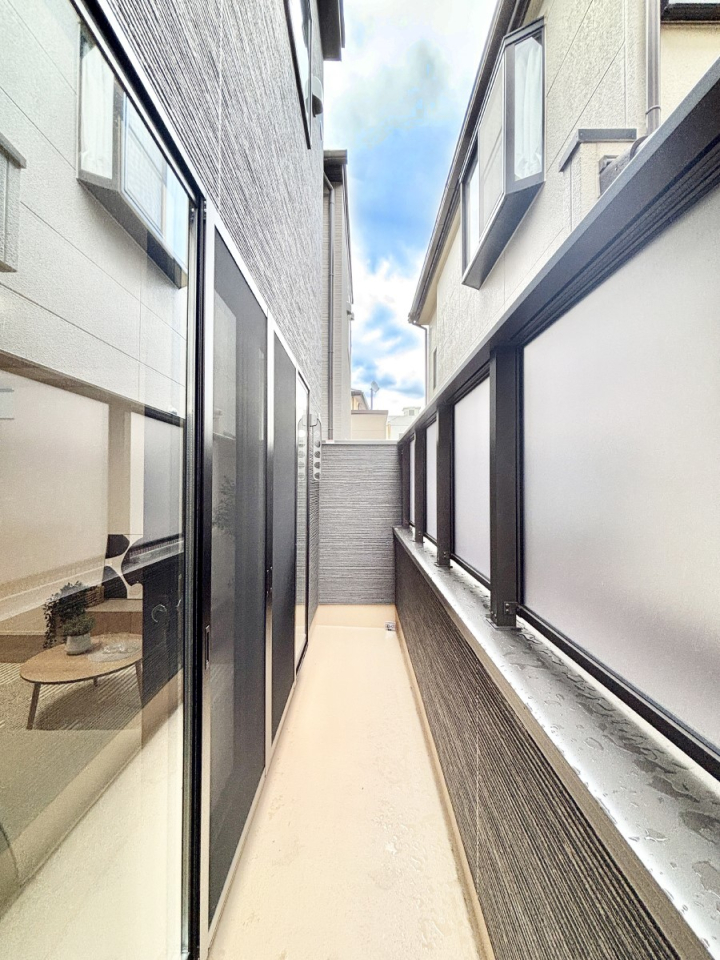 �o���R�j�[ ���r���O����o����o���R�j�[�ł��B�����󕨂��C�����悭���������ł���