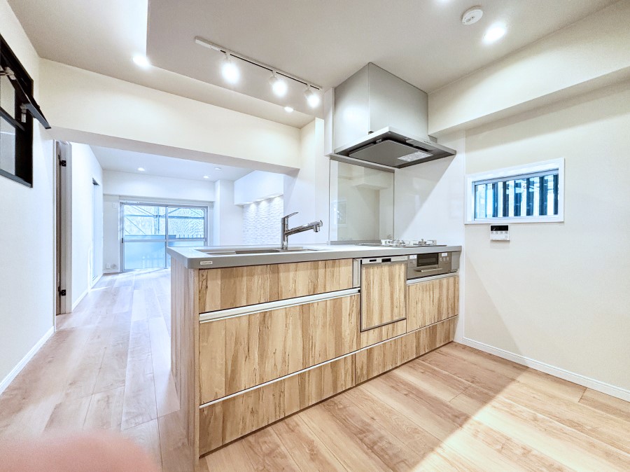 Lb` ȂłƑƂ̉by߂ΖʃLb`