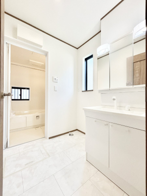 ���̑� ������������ʉ��ώ��Œ��̐g�x�x�����K