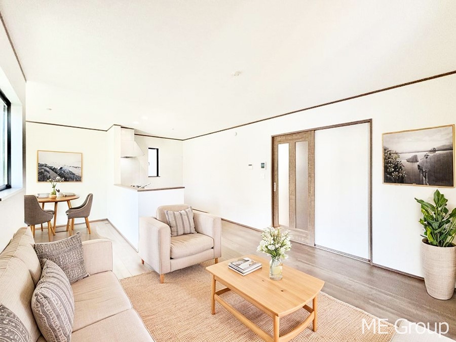 ���r���O �������������͋C�̂k�c�j�͉Ƒ��݂�Ȃ̉��K��ԁ��Ƌ��CG�ł�