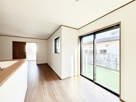 ���r���O �傫�ȑ����炽���Ղ�̗z���ƕ����������郊�r���O