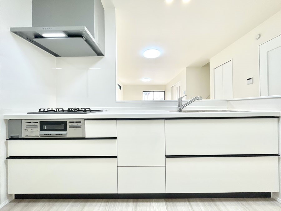 �L�b�`�� �������������I�ɁA�y�����I�V�X�e���L�b�`��  