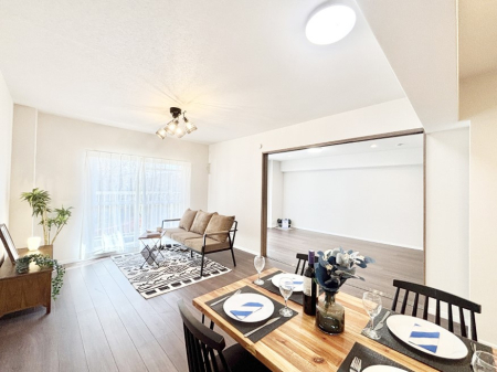 ���r���O �傫�ȑ����炽���Ղ�̗z���ƕ����������郊�r���O