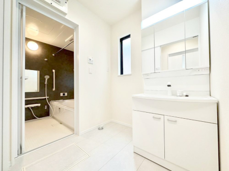 ���̑� ���邢���ʏ��͖����̐g�x�x���y�����ł����Ⴂ�����ł��B    