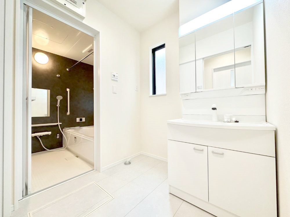 ���̑� ���邢���ʏ��͖����̐g�x�x���y�����ł����Ⴂ�����ł��B    