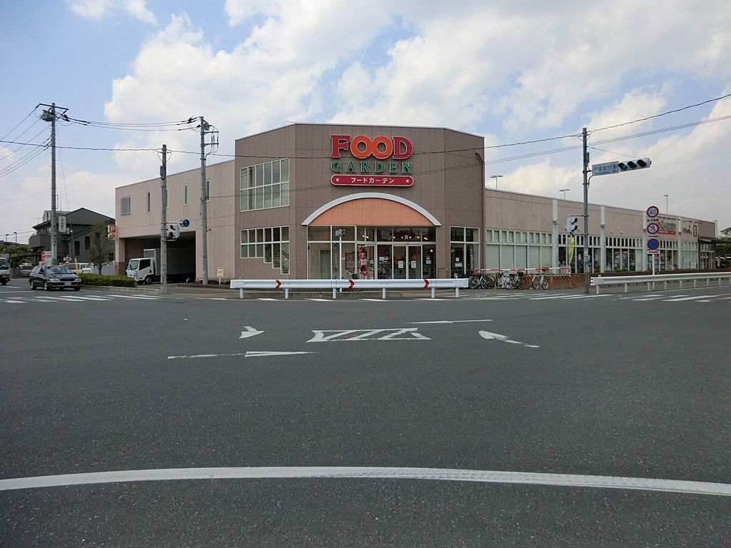 ���ӊ� �X�[�p�[ 960m �t�[�h�K�[�f���˒ˈ��s�w�X