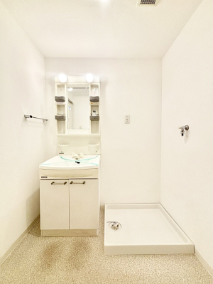 ���ʑ�E���ʏ� ������������ʉ��ώ��Œ��̐g�x�x�����K