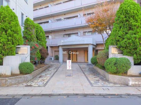 �G���g�����X -