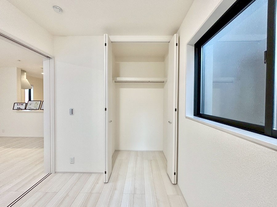 ���[ ���������Ă����ꂵ�����[�X�y�[�X