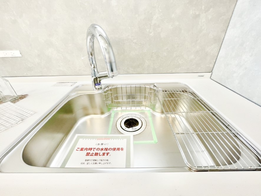 ̑ LXƂVNł₨M􂢂NNKɁI