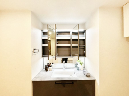 ̑ Oʋ̗ɁAϕiqpiȂǂ[\Bʑƕۂ܂I