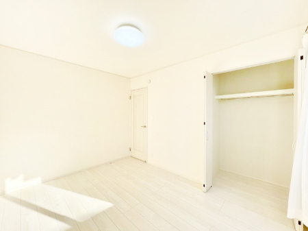 ���̑����� �N���[�[�b�g�t���̂������ŃX�b�L���Ƃ�����Ԃł�����芰���܂��B