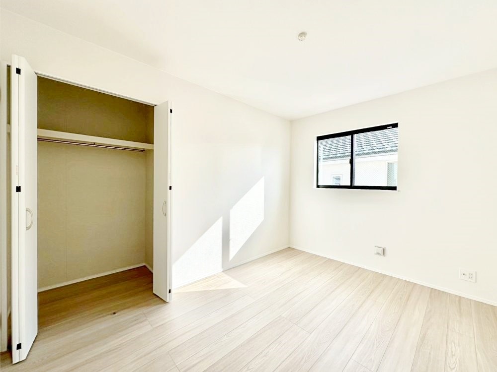 �q������ �q�������ɂ��������߂Ȏ��[�X�y�[�X�����Ղ�̋���