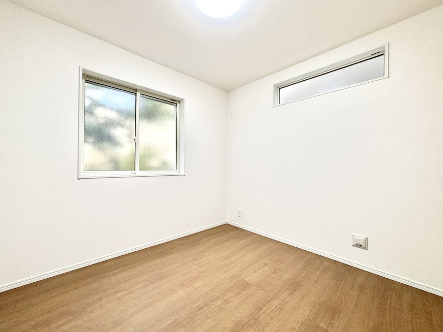 �q������ �Q�ʍ̌��Ŗ��邳�����ʂ��ǍD�I