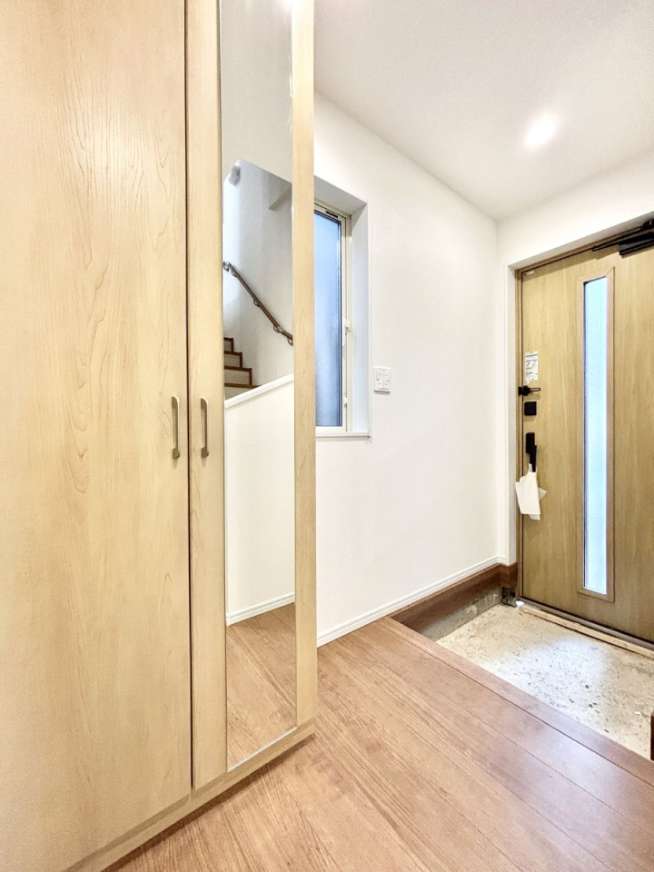 ���� ���邢���ւ͂��q�l�����o�}������̂ɂ҂�����ł��I 