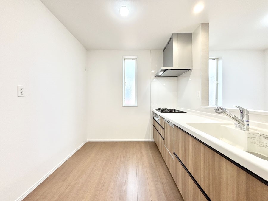 �L�b�`�� ��Ƃ肠��L�b�`���ł͂��Ƒ��Ɗy�������������ł��܂��B