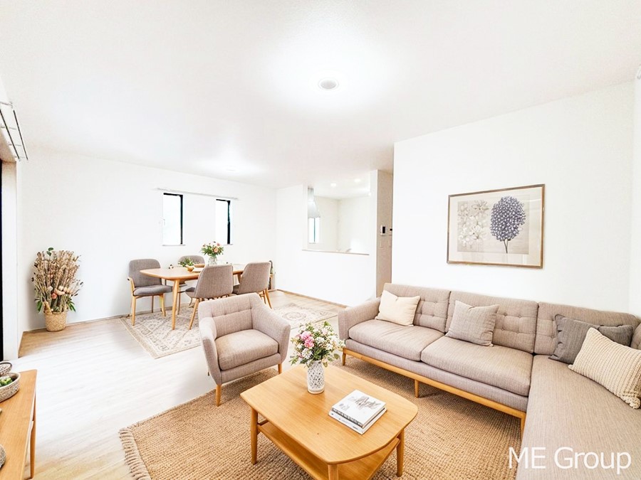 ���r���O �������������͋C�̂k�c�j�͉Ƒ��݂�Ȃ̉��K��ԁ��Ƌ��CG�ł�