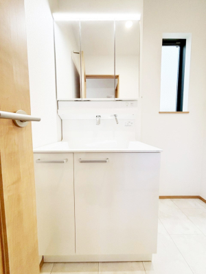 ���ʑ�E���ʏ� ���[�͂Ƌ@�\���ɗD�ꂽ���ʉ��ϑ�