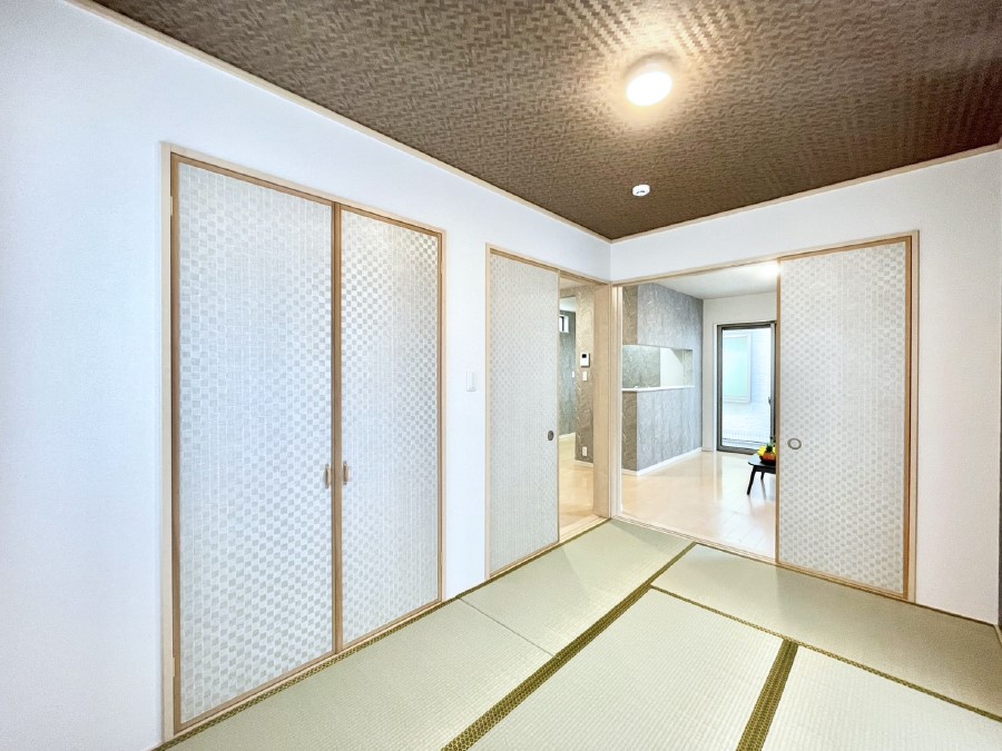 ̑ rOאڂ̘a͖̕炵ɖƈ炬炵Ă܂