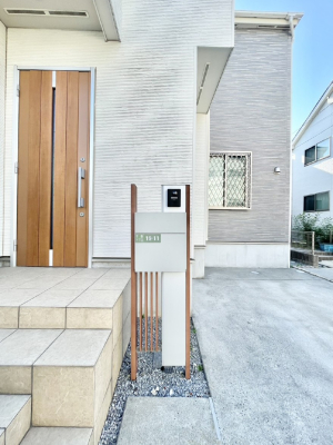 ̑ \DEC^[zE|XgЂƂɏWBGgXɂȂރVvfUCB