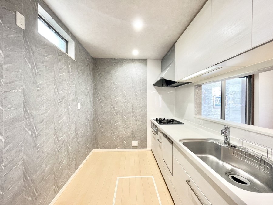 Lb` ȂłƑƂ̉by߂ΖʃLb`