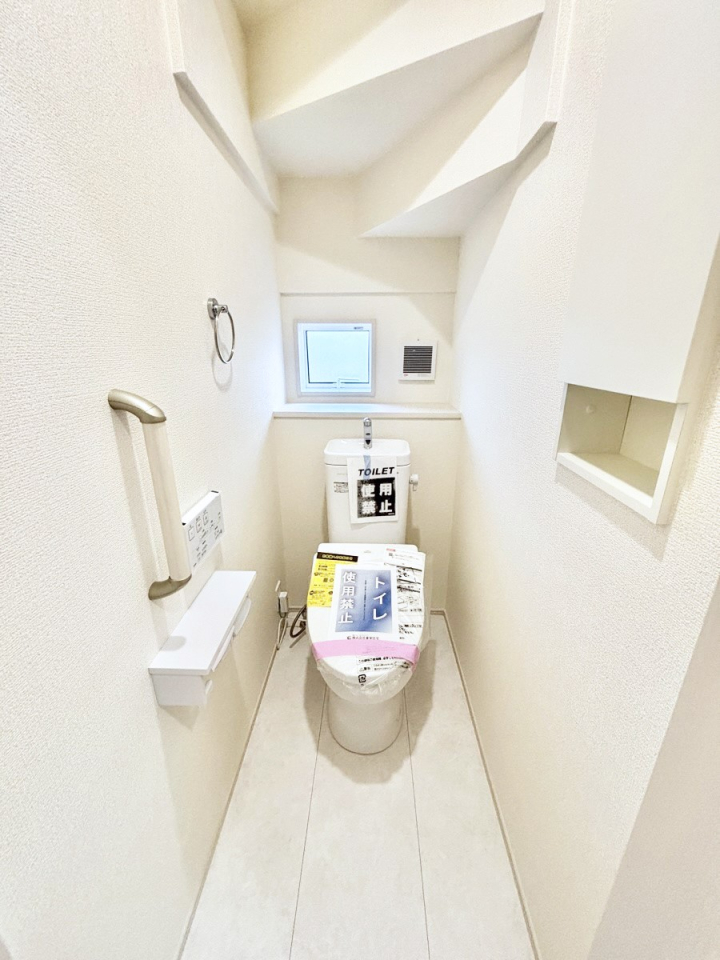 �g�C�� �E�H�V�����b�g�t���g�C����1�K��2�K���ꂼ��ɔz�u����Ă��ĂƂĂ��֗��ł��B 