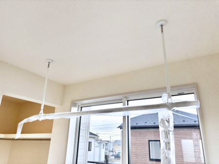 ���̑����� �����������|�[���B�~�J��ԕ��̎����ɑ劈�􂵂܂��B  