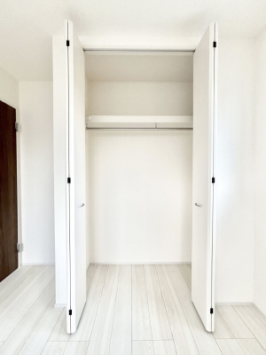 ���[ �����Ղ�̎��[�X�y�[�X�ŉ��K�ɕ�点���� 