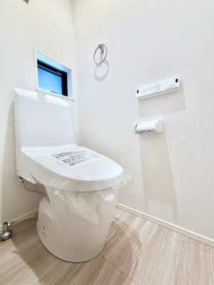 gC gC1K2KꂼɔzuĂĂƂĂ֗łB 