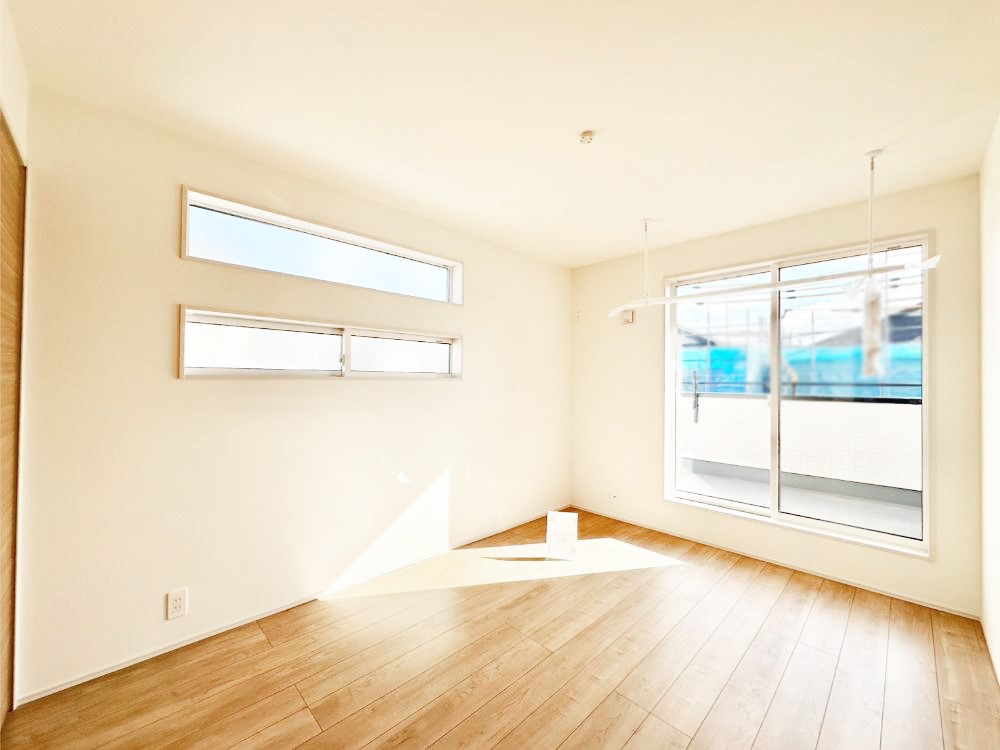 �Q�� ���邢�o���R�j�[�T�C�h�ɗm����ݒu�B�ڊo�߂̗ǂ��Q���ɁB