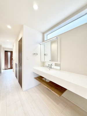 ���̑� �g�x�x���X���[�Y�ɂ����Ȃ���E�ߏ�B