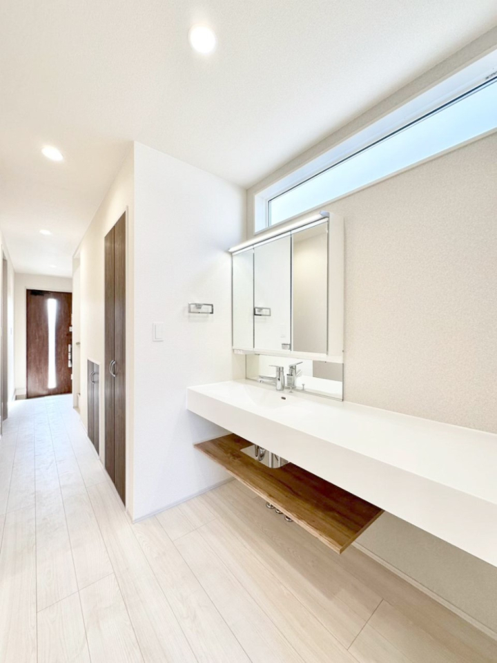 ���̑� �g�x�x���X���[�Y�ɂ����Ȃ���E�ߏ�B