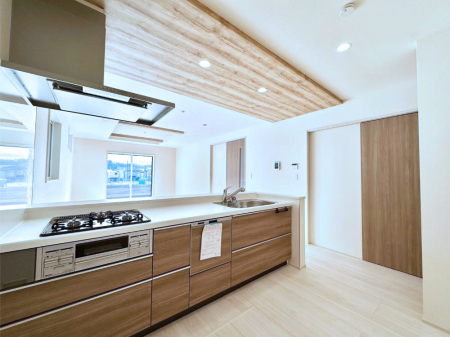 �L�b�`�� �L�X�Ƃ����g������̗ǂ��L�b�`���œ��X�̂��������y�����Ȃ肻��