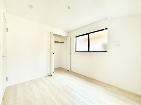 �q������ �q�������ɂ��������߂Ȏ��[�X�y�[�X�����Ղ�̋���