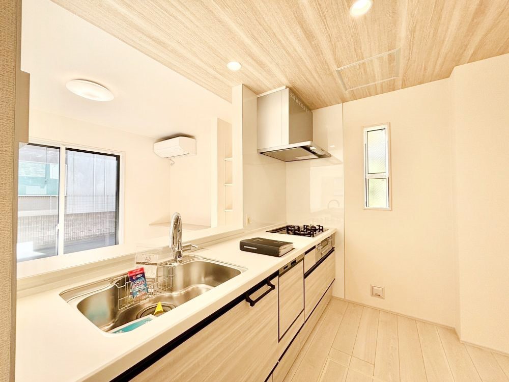 �L�b�`�� �L�X�Ƃ����g������̗ǂ��L�b�`���œ��X�̂��������y�����Ȃ肻��