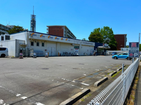 ���ӊ� �h���b�O�X�g�A 240m �N���G�C�g�r�E�c �c�������X