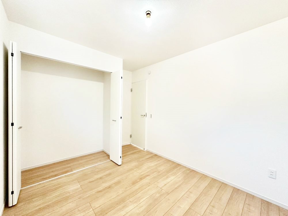 �q������ �q�������ɂ��������߂Ȏ��[�X�y�[�X�����Ղ�̋���