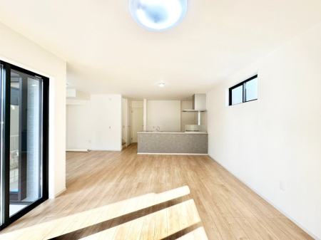 ���r���O �Ƒ��c���̎��Ԃ����������Ȃ��났�̃��r���O�_�C�j���O�B   