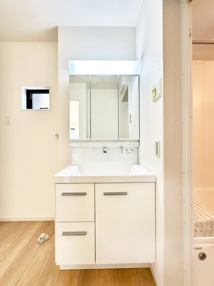 ���ʑ�E���ʏ� ���[�͂Ƌ@�\���ɗD�ꂽ���ʉ��ϑ�