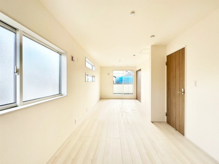 ���̑����� 2�����ɕ����Ă����p�ł���t���L�V�u���ȊԎ��v����