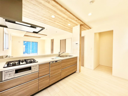 �L�b�`�� �����g���L�b�`��������A�g���₷�����������̂��₷���ɂ������܂����B 