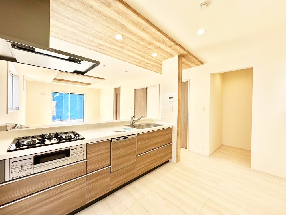 �L�b�`�� �����g���L�b�`��������A�g���₷�����������̂��₷���ɂ������܂����B 